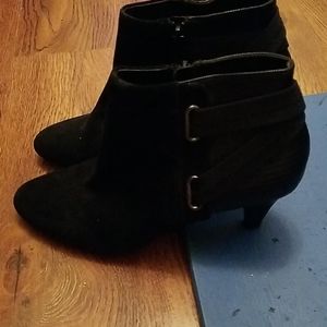 Size 7 M boots. 1.5 inch heel
